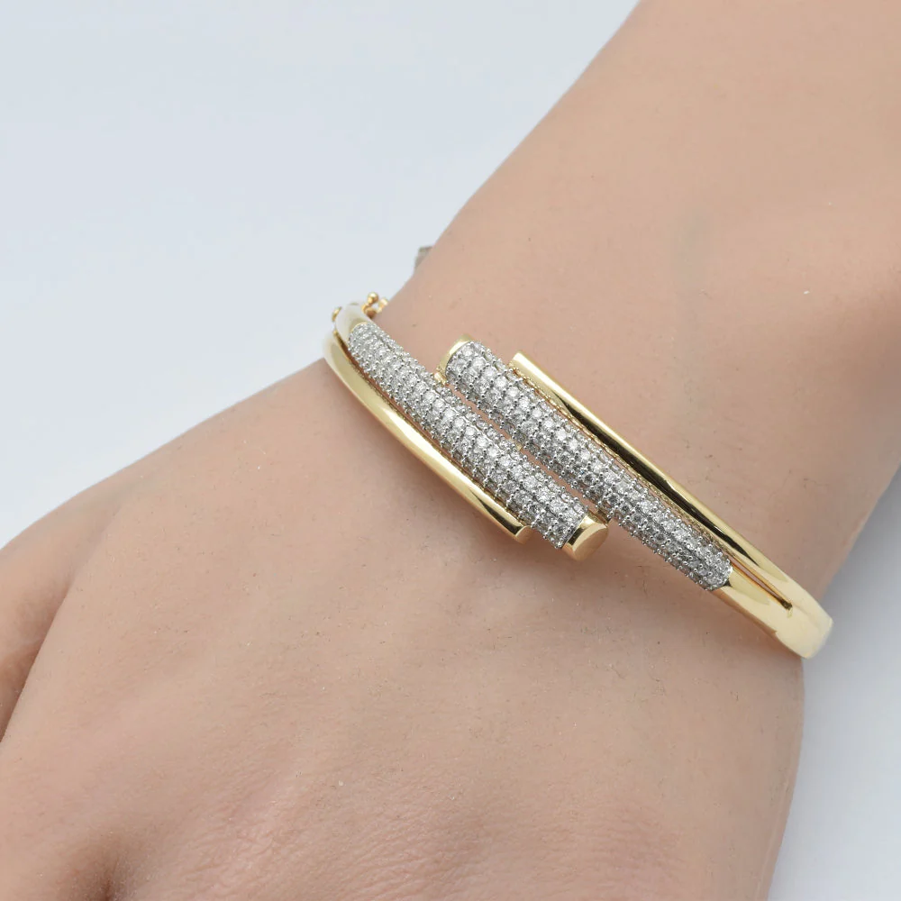 <span style="color:purple">SPECIAL!</span>1.99ct G SI 14K Yellow Gold Diamond Wrap Around Style Bangle Bracelet - Image 2