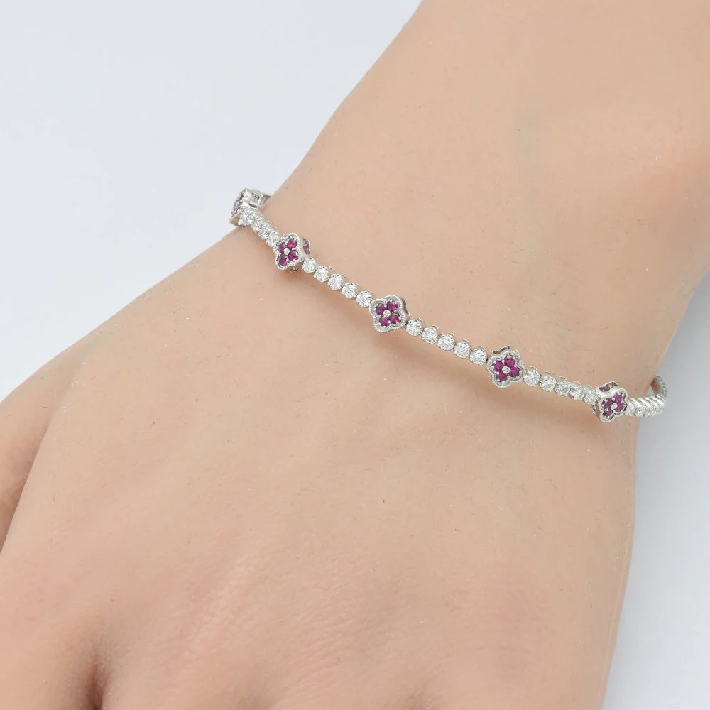 <span style="color:purple">SPECIAL!</span>.92ct G SI 14K White Gold Diamond & Ruby Gemstone Clover Design Bangle Bracelet - Image 2