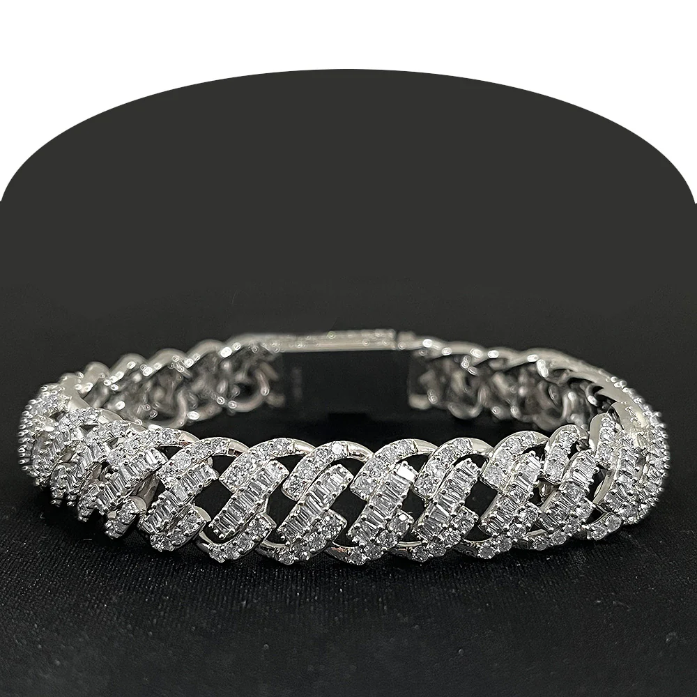 <span>DIAMOND CLOSEOUT! </span> 9.47ct G SI 14K White Gold Round & Baguette Diamond Bracelet