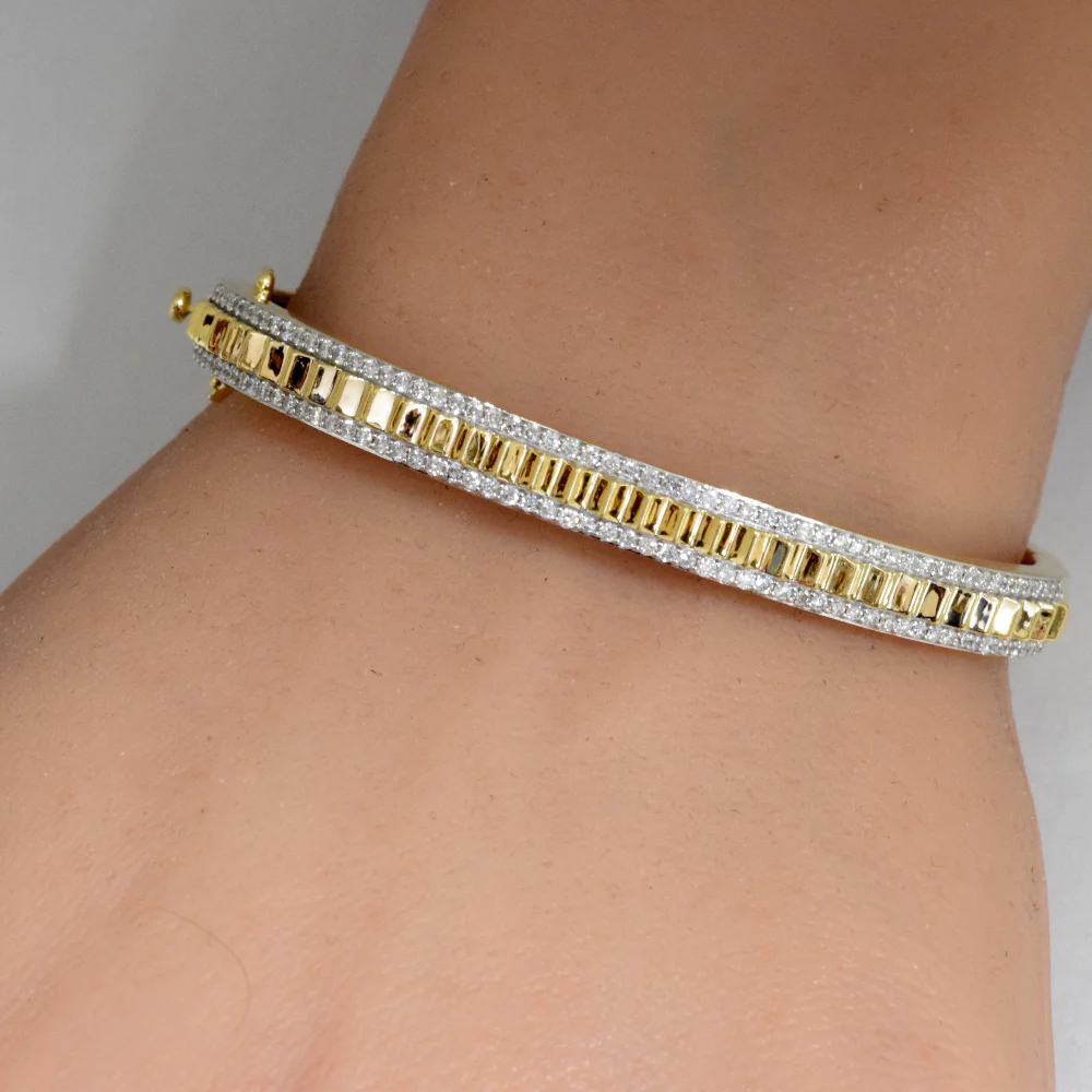 <span style="color:purple">SPECIAL!</span> 1.05ct G SI 14K Yellow Gold Diamond Bangle Bracelet - Image 2