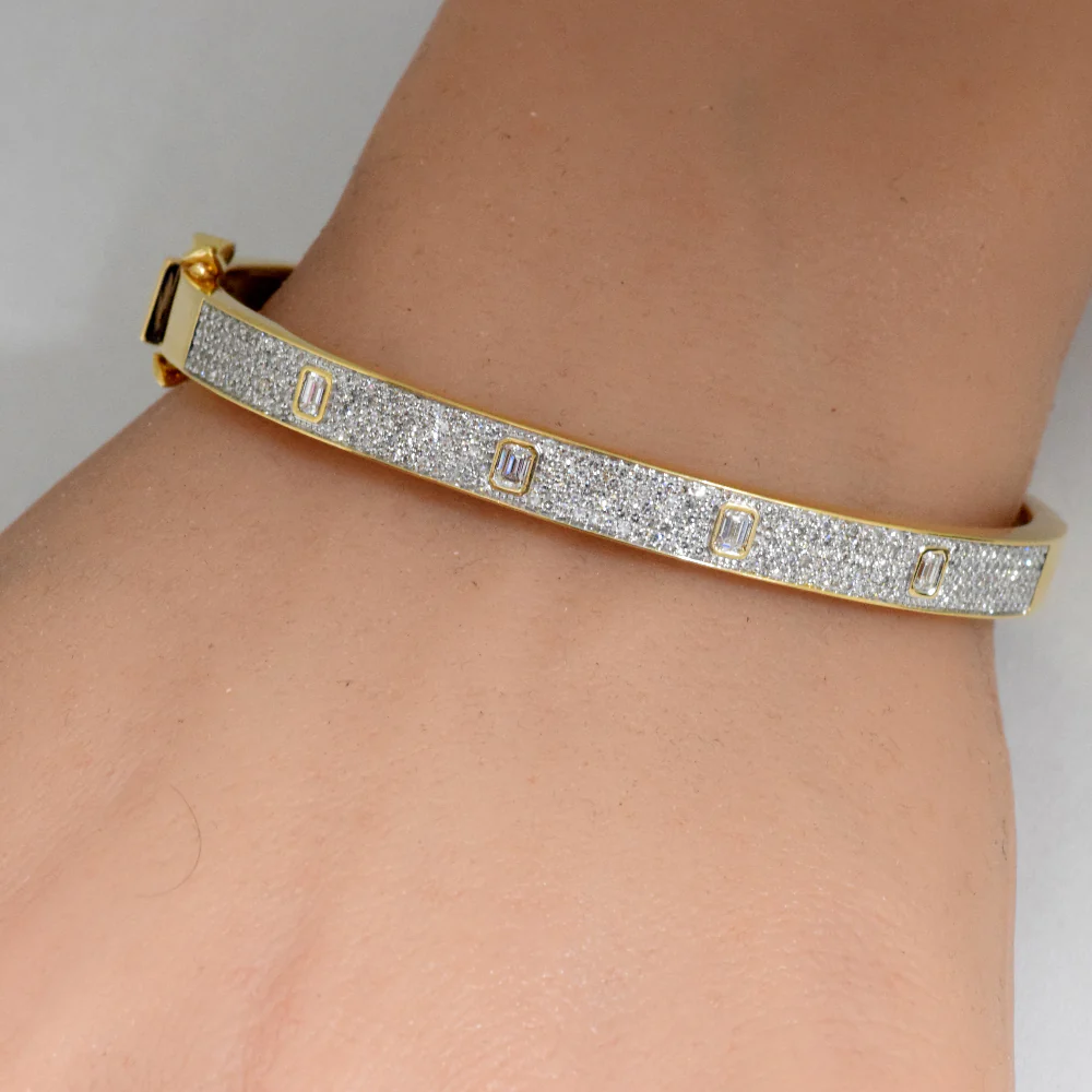 <span style="color:purple">SPECIAL!</span> 1.48ct G SI 14K Yellow Gold Diamond Bangle Bracelet - Image 2