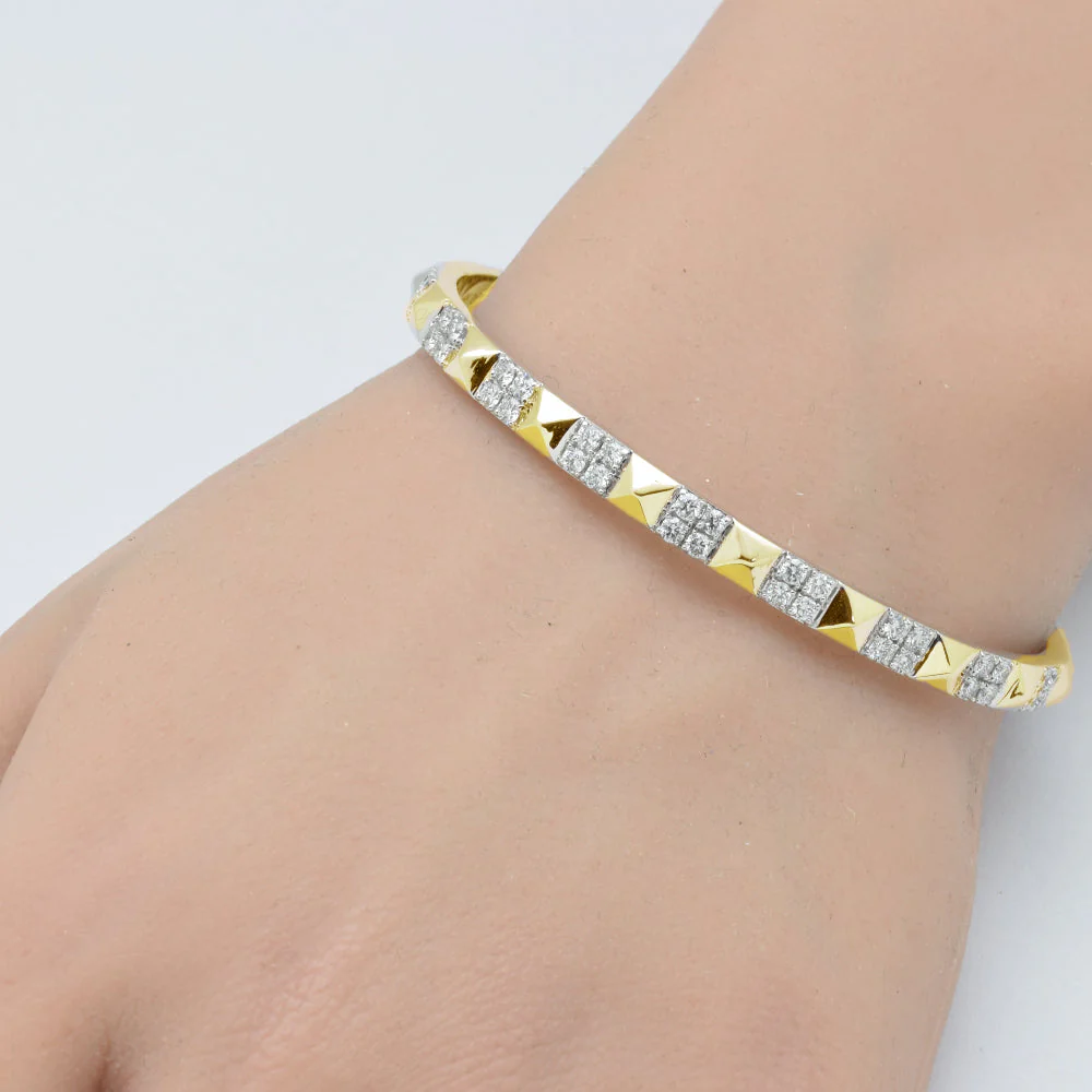 <span style="color:purple">SPECIAL!</span>1.19ct G SI 14K Yellow Gold Diamond Spike Studded Bangle Bracelet - Image 2