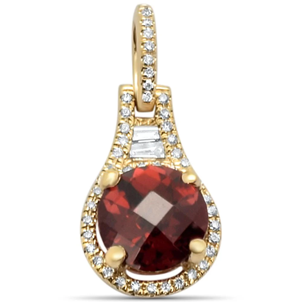 <span>DIAMOND CLOSEOUT! </span> 1.62cts 14k Yellow Gold Round Garnet & Diamond Designer Pendant