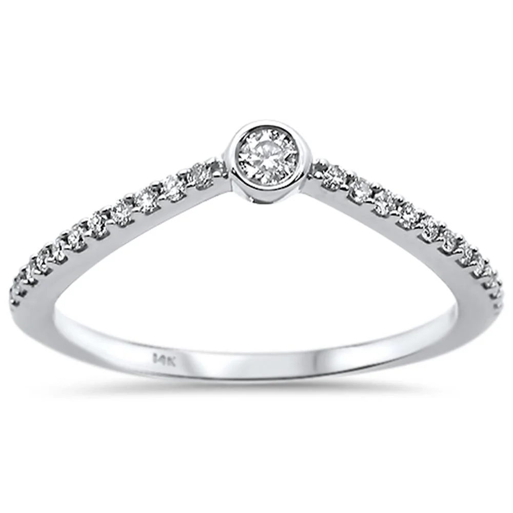 <span>DIAMOND CLOSEOUT! </span>.17ct 14k White Gold Diamond Trendy Chevron Ring Size 6.5