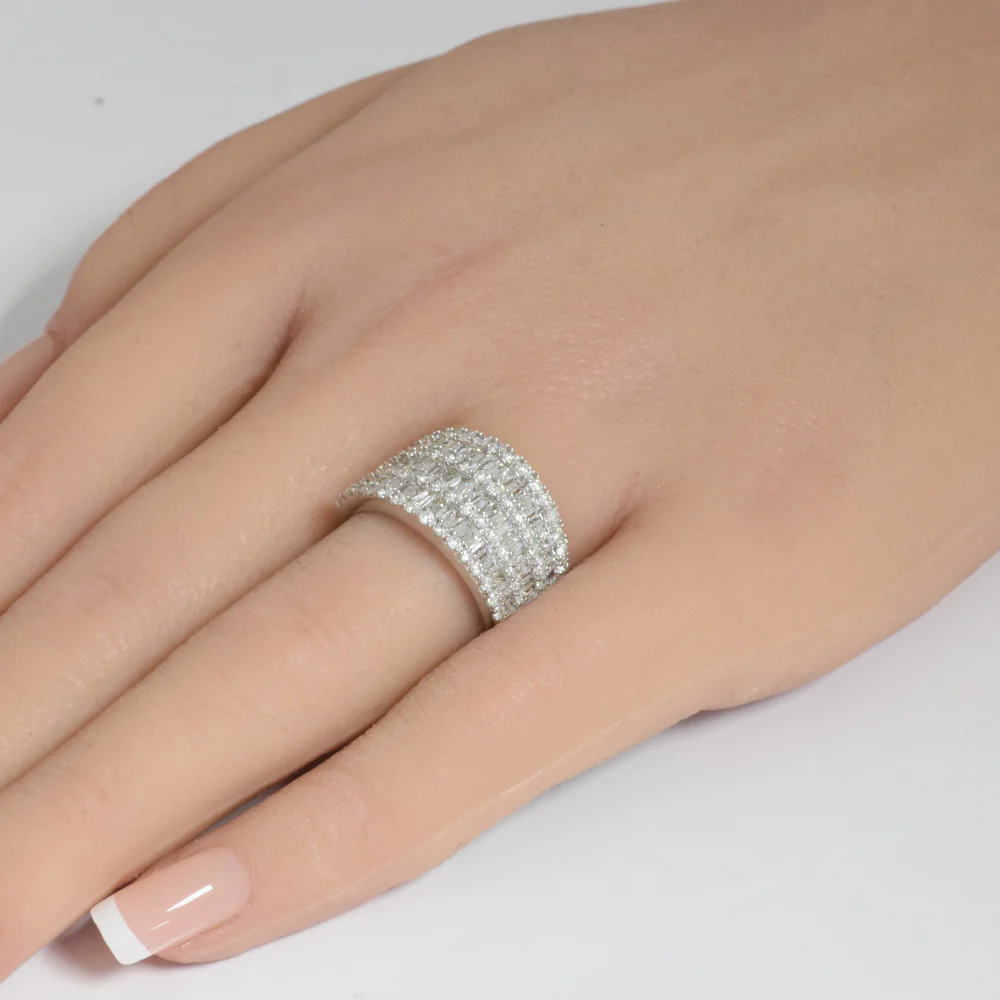 <span>DIAMOND CLOSEOUT! </span>1.86ct G SI 14K White Gold Women's Round & Baguette Diamond Ring Band Size 7 - Image 2