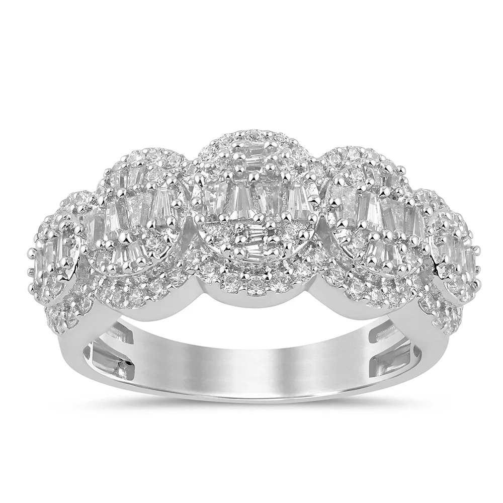 <span>DIAMOND CLOSEOUT! </span> .83ct G SI 14K White Gold Round & Baguette Diamond Band Ring Size 6.5