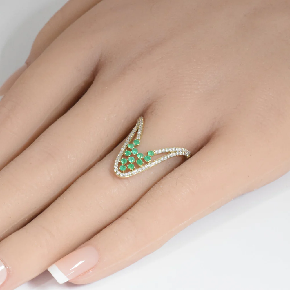 <span style="color:purple">SPECIAL!</span> .59ct G SI 14K Yellow Gold Diamond & Green Emerald Gemstones Ring Size 6.5 - Image 2