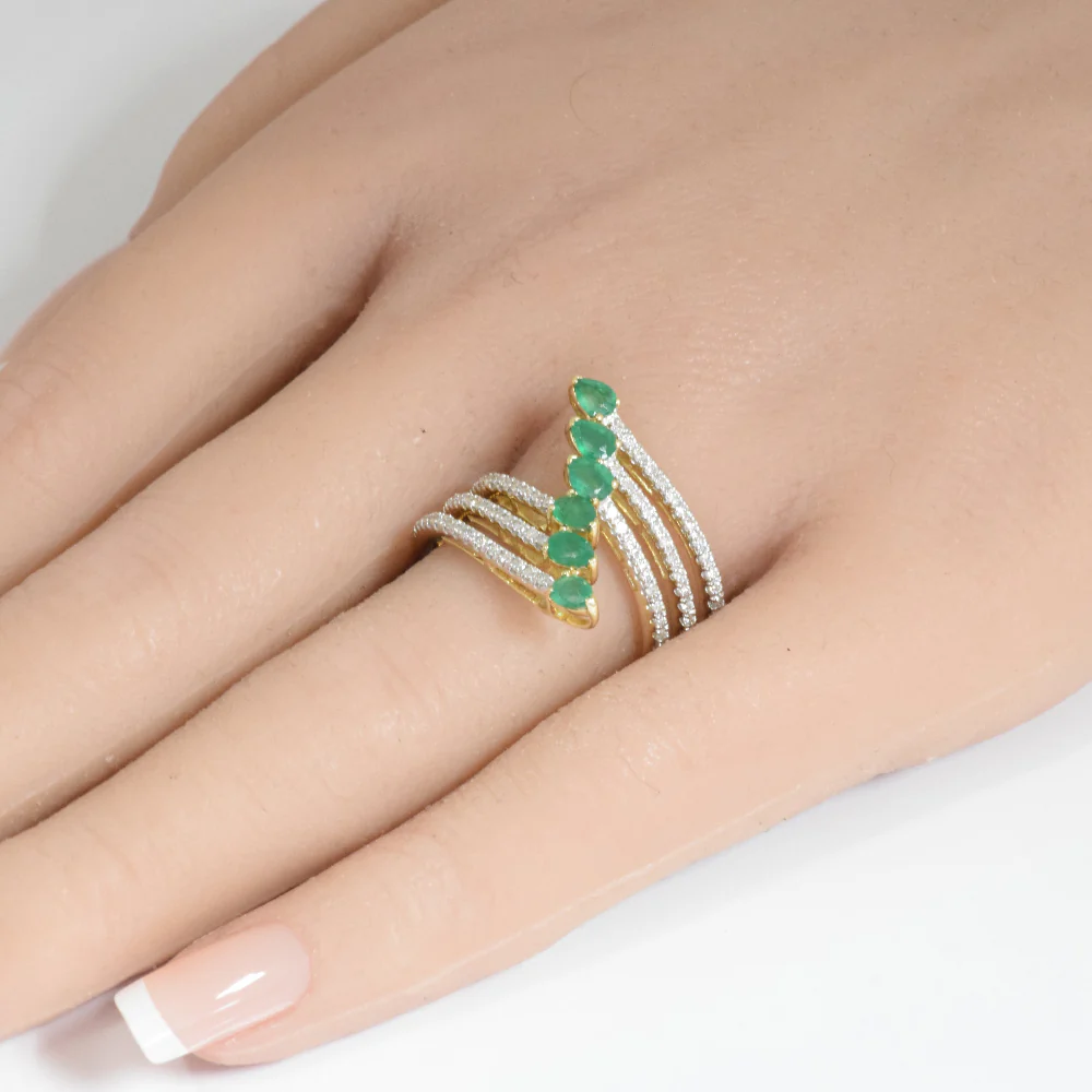 <span style="color:purple">SPECIAL!</span>1.24ct G SI 14K Yellow Gold Diamond & Emerald Gemstones Wrap Around Ring  Size 6.5 - Image 2