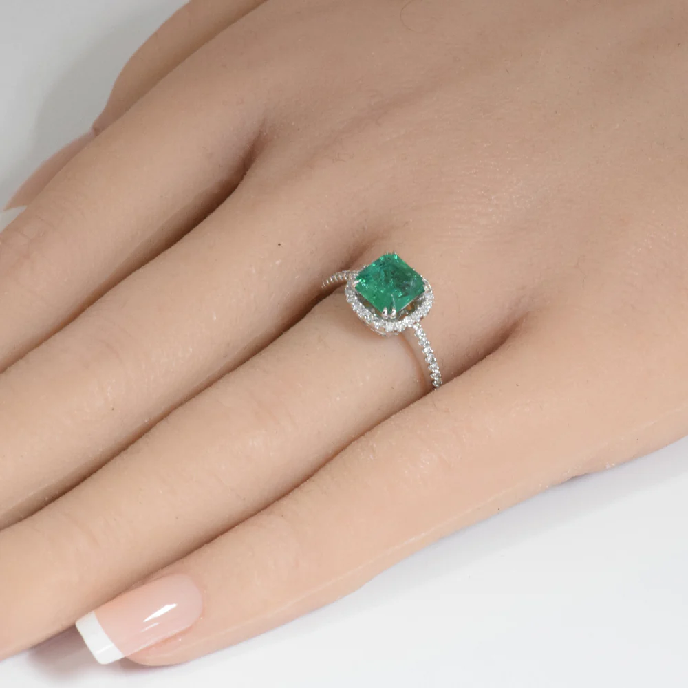 <span style="color:purple">SPECIAL!</span> 1.70ct G SI 14K White Gold Diamond & Natural Emerald Gemstone Ring Size 6.5 - Image 2