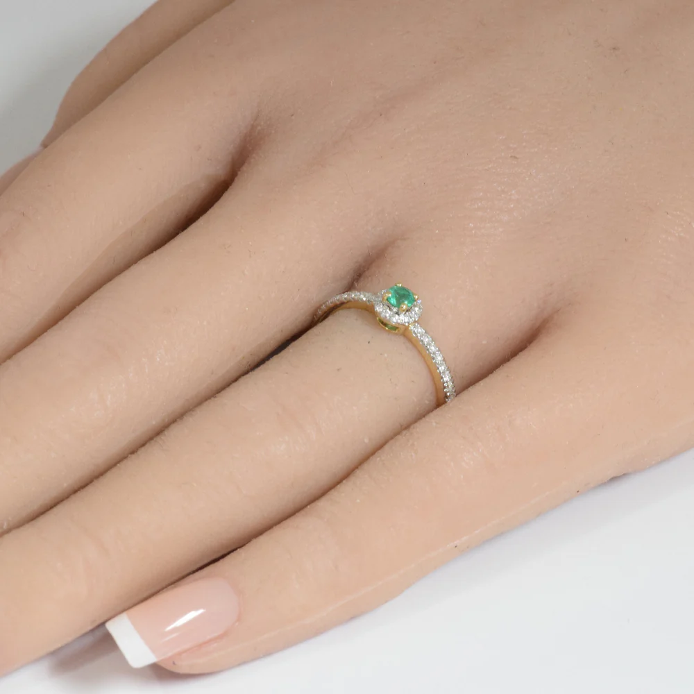 <span style="color:purple">SPECIAL!</span> .28ct G SI 14K Yellow Gold Diamond & Emerald Gemstone Ring Size 6.5 - Image 2