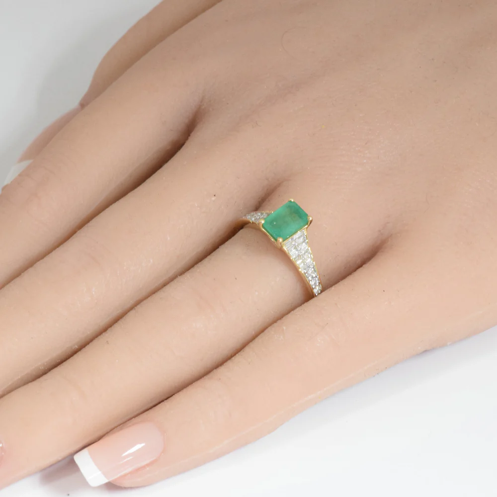 <span style="color:purple">SPECIAL!</span>1.30ct G SI 14K Yellow Gold Diamond & Emerald Gemstone Ring Size 6.5 - Image 2