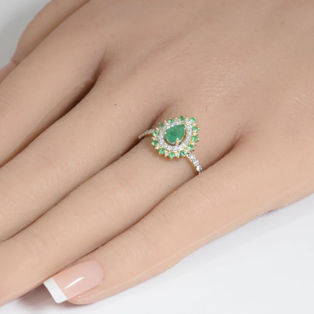 <span style="color:purple">SPECIAL!</span>.75ct G SI 14K Yellow Gold Diamond & Emerald Gemstone Ring Size 6.5 - Image 2