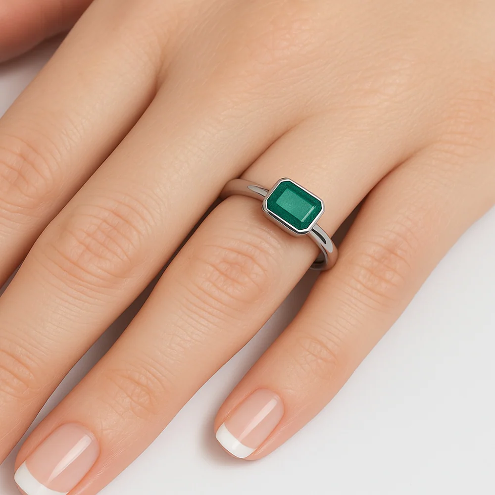 <span style="color:purple">SPECIAL!</span> .54ct G SI 14K White Gold Bezel Set Emerald Gemstone Ring Size 6.5 - Image 2