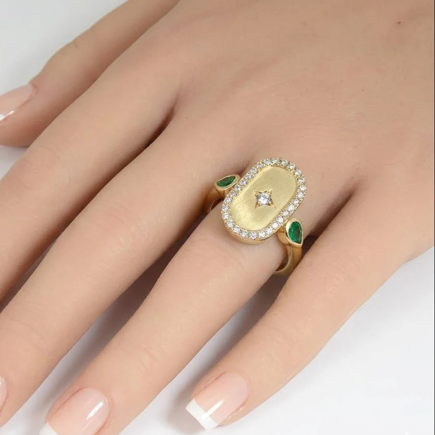 <span style="color:purple">SPECIAL!</span> .50ct G SI 14kt Yellow Gold Diamond & Emerald Gemstone Modern Ring Size 6.5 - Image 2